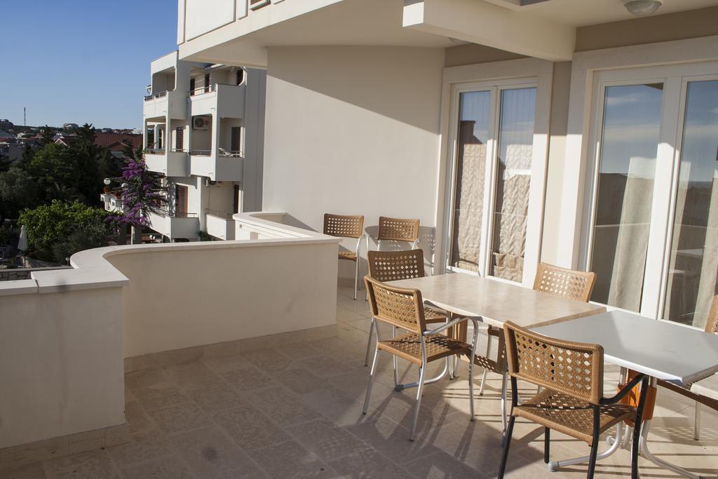 Apartments Mirage Novalja Kültér fotó